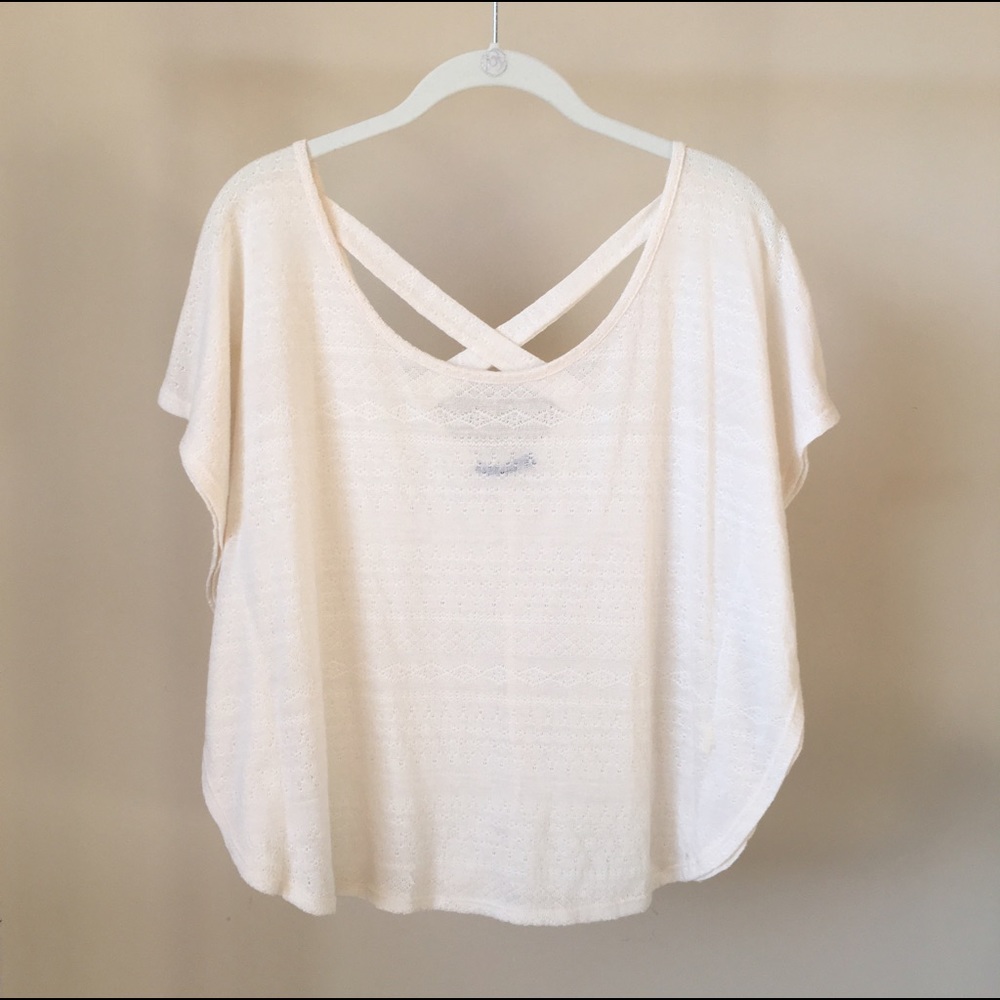 White flowy top!