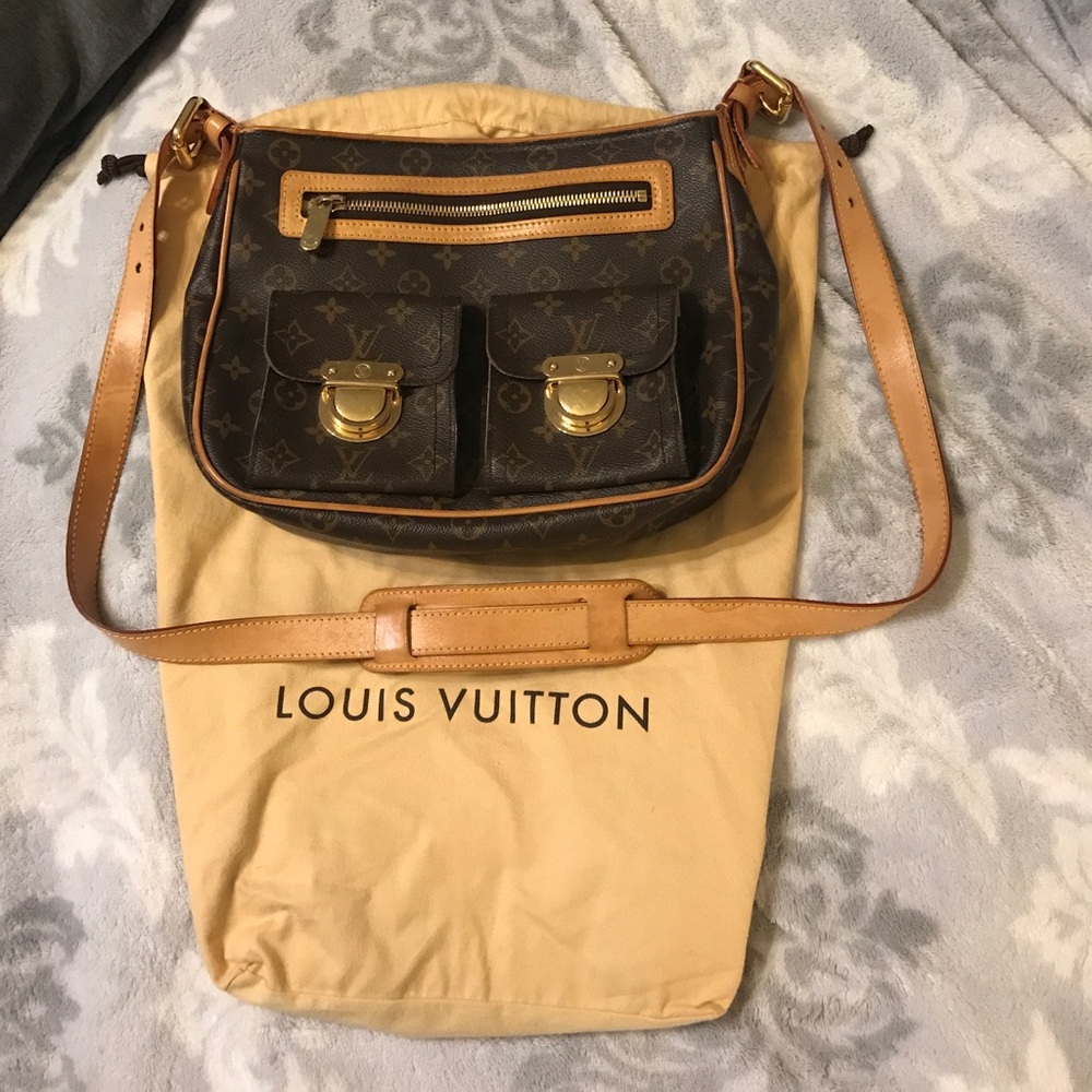 Louis Vuitton Crossbody