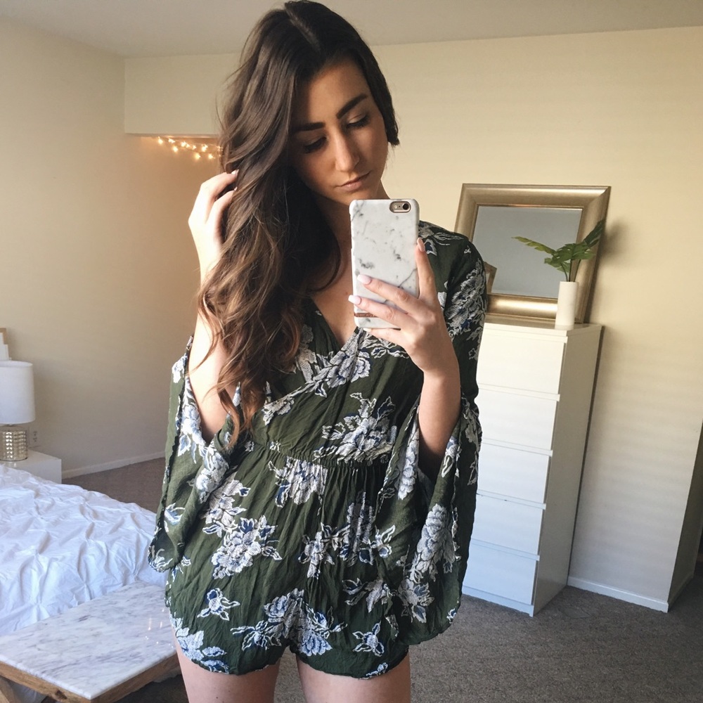 Abercrombie and Fitch Bell Sleeved Romper
