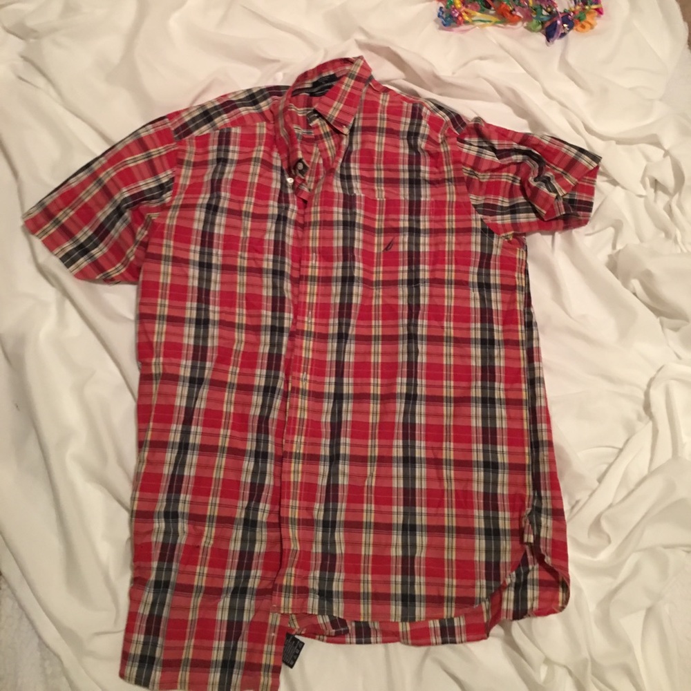 Men's plaid, button down, short sleeve shirt.