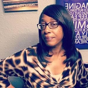 Meet your Posher, Annette