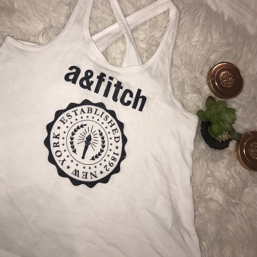 Shirt with crossed back