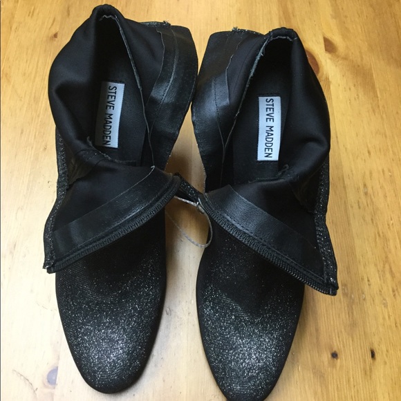 Steve Madden Edit Metallic - Picture 5 of 6