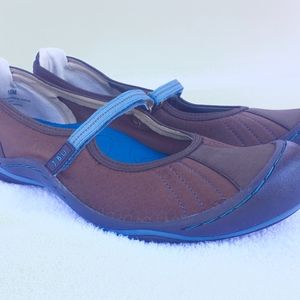 JBU VEGAN BeachComber Mary Jane walking shoe