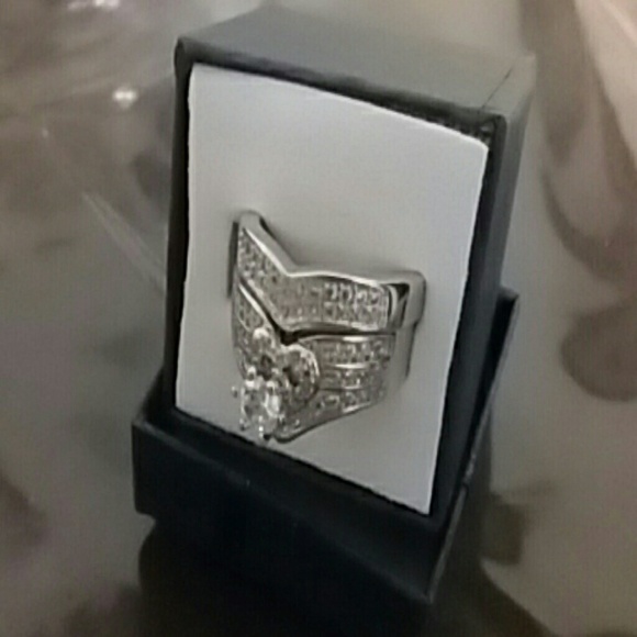 2 pc Wedding set. Quality, New - Picture 2 of 6