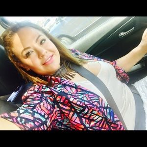 Meet your Posher, Lilia jeanet