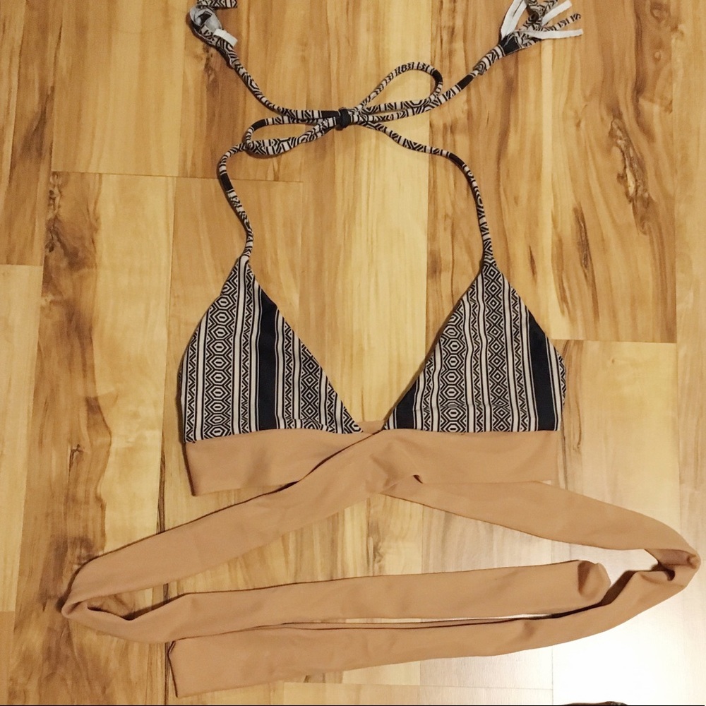 Acacia top