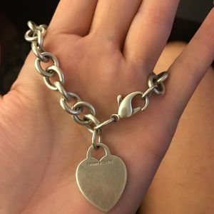 Classic Tiffany and Co heart bracelet