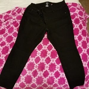 Torrid 3 Button Black Jegging