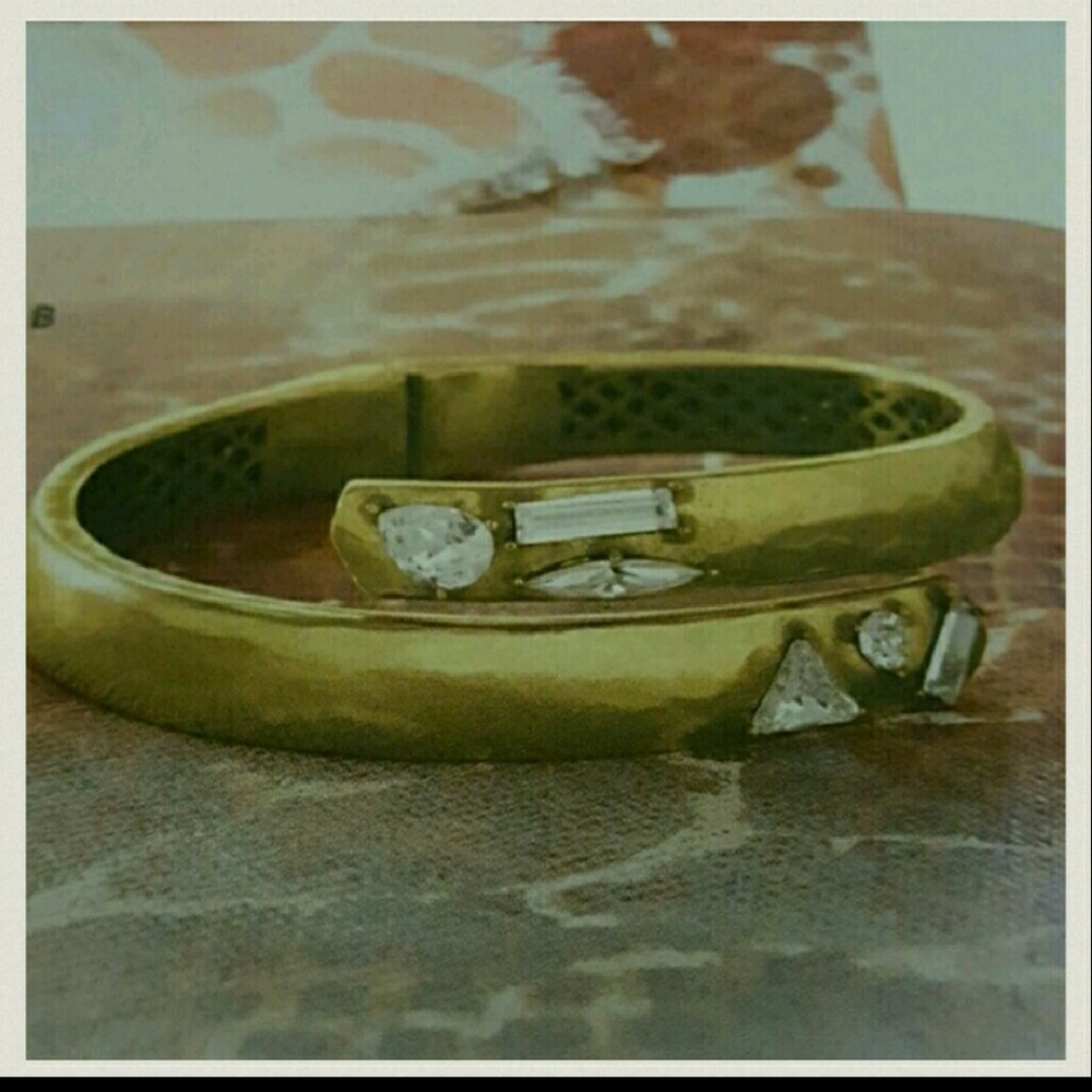 SOLD Silpada Cobra Hinged Cuff - Picture 2 of 4