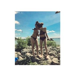 Meet your Posher, Hailey