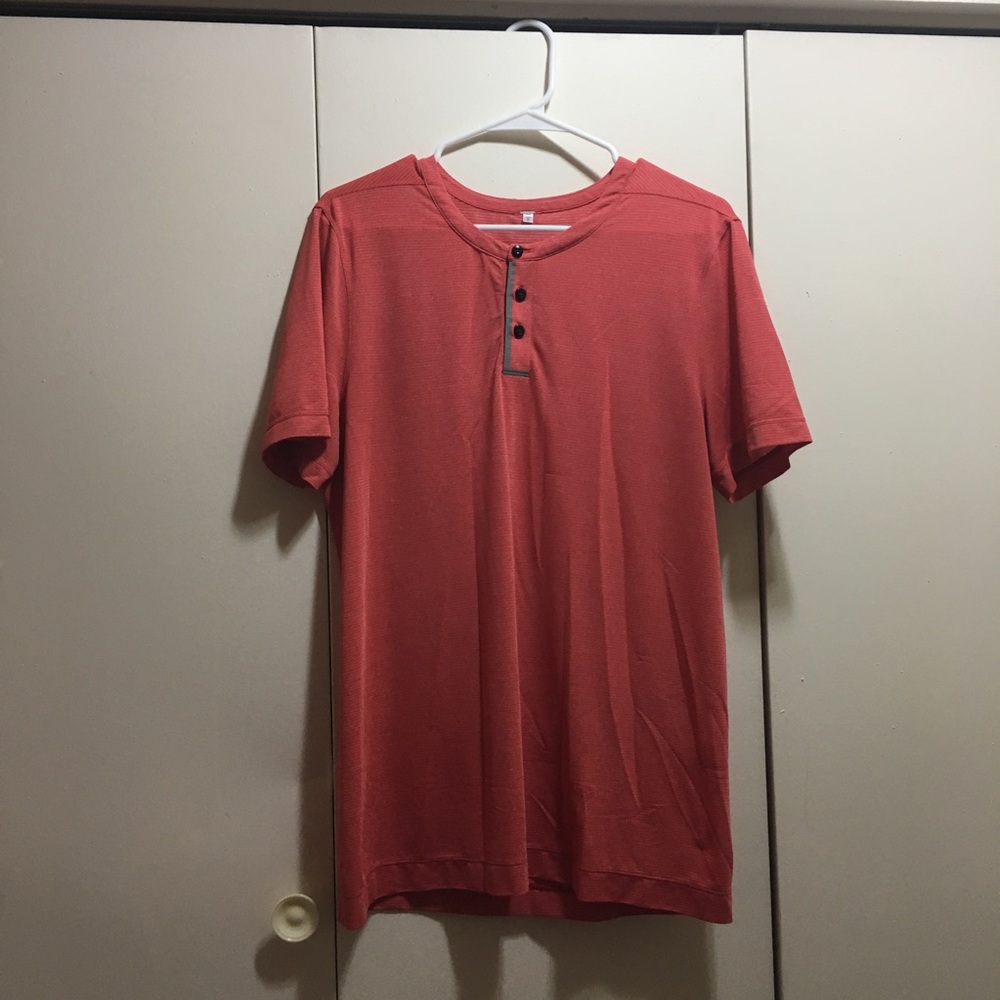 Lululemon Men's Medium Henley Shirt
