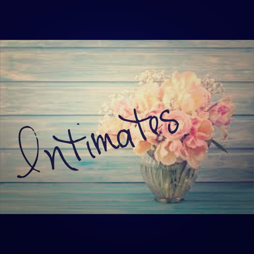 Intimates/Lingerie