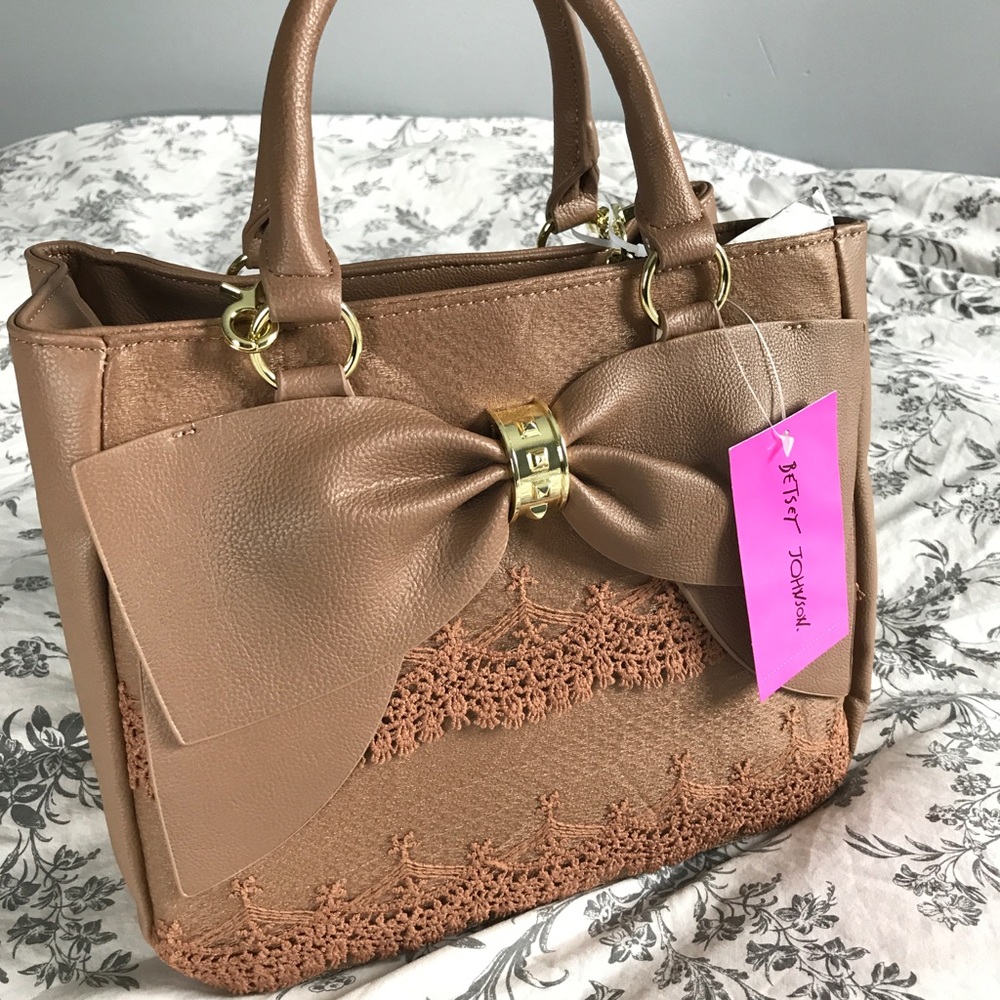 Betsey Johnson tan handbag New With Tags!