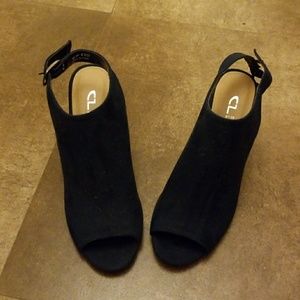 CL by Chinese Laundry peep toe heels