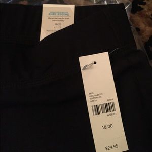 NWT Black Knee Leggings
