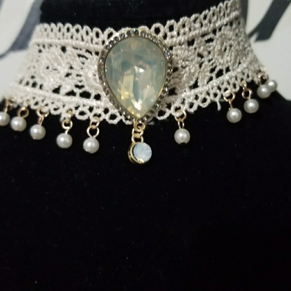 Choker