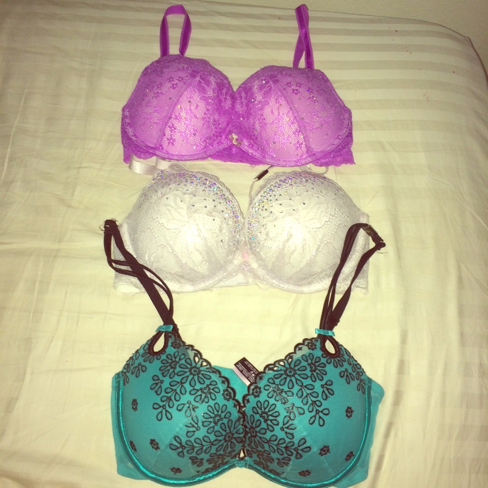 3x Brand New VS 34D Sexy Padded Bras