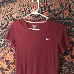 nike maroon tee
