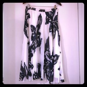 Banana Republic skirt