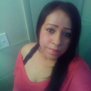 Meet your Posher, Alma