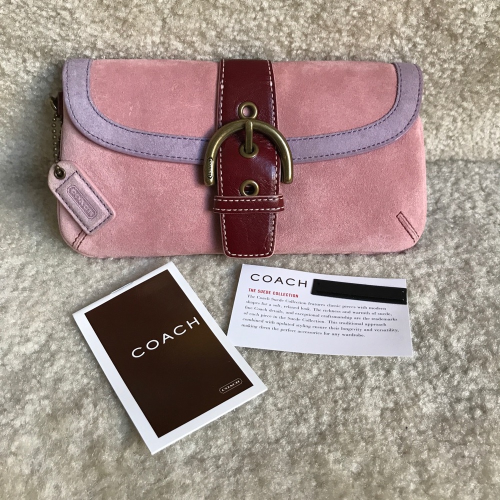 COACH AUTHENTIC pink suede leather wristlet clutch