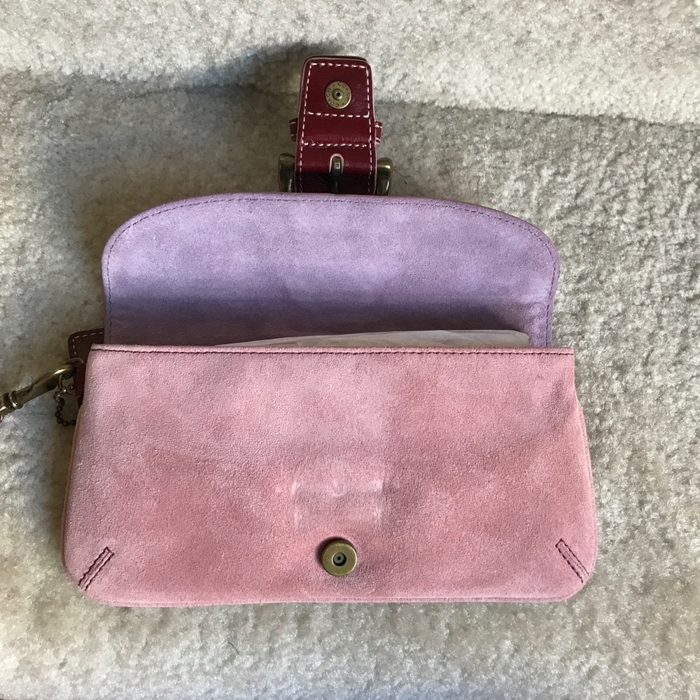 COACH AUTHENTIC pink suede leather wristlet clutch - Picture 3 of 7