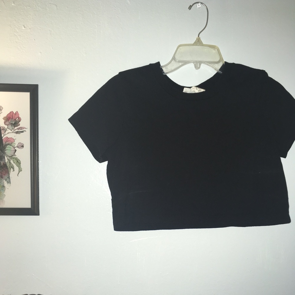 Forever 21 black crop top