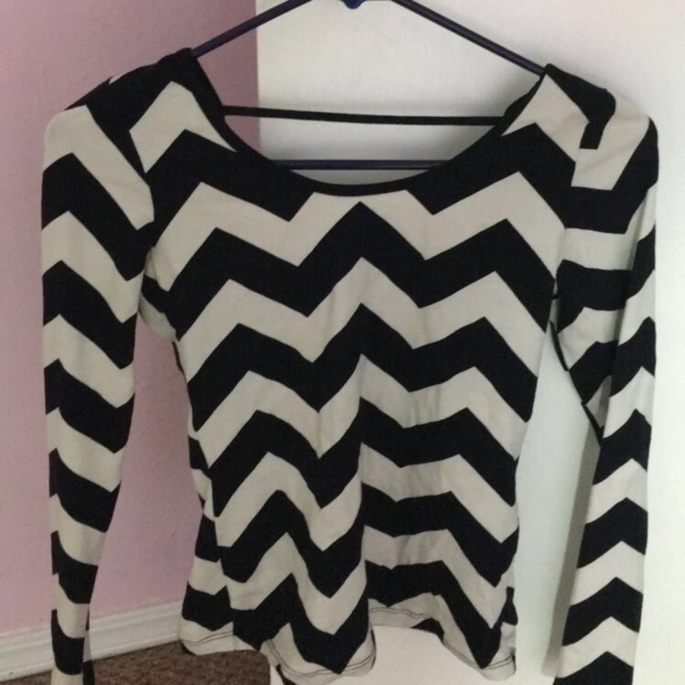 chevron top