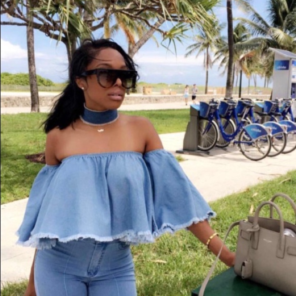 Super cute denim shirt
