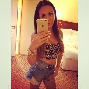 Meet your Posher, Reece