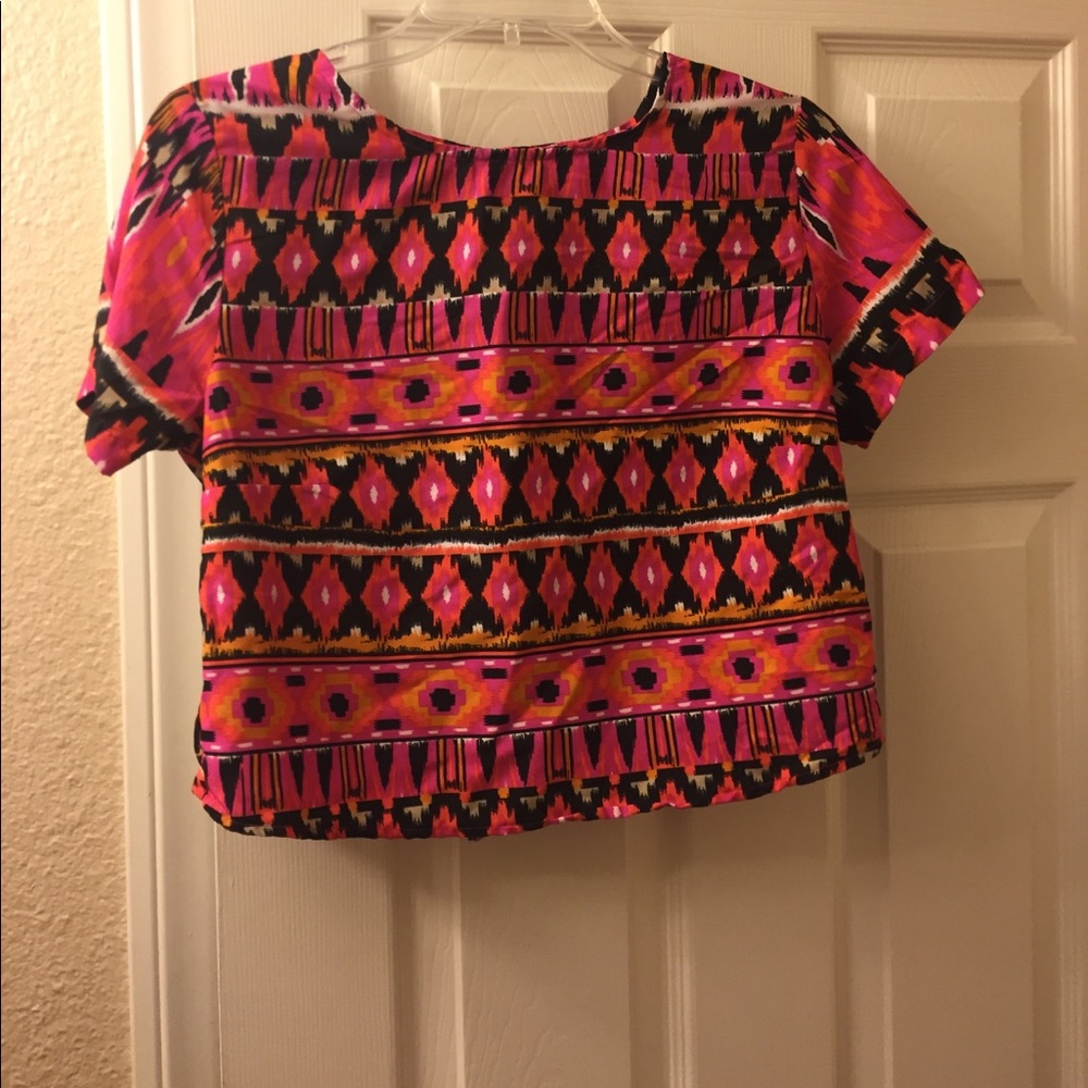 Crop top