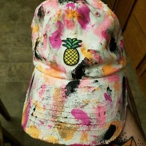 Exlcusive Distressed Vintage Pineapple Strapback.