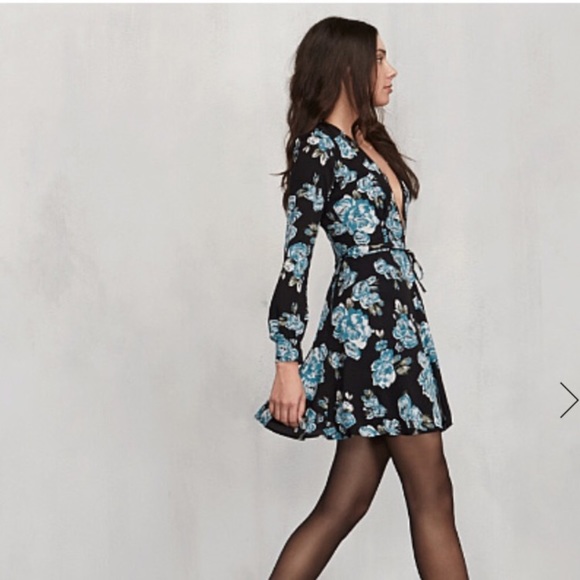 Reformation Petites Leslie DressS - Picture 5 of 11