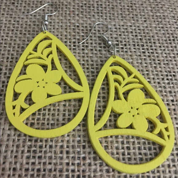 Wood Floral Cutout Earrings, Lemon Yellow - Picture 2 of 4