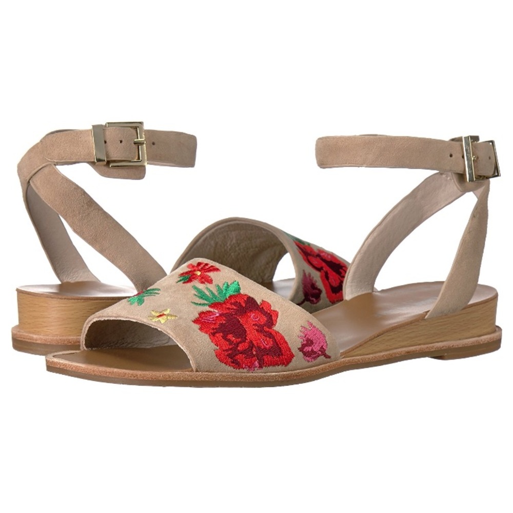 Kenneth Cole Sandals