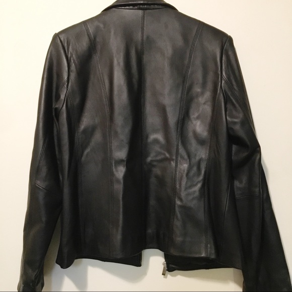 ❤️Gifted❤️Genuine Leather Jacket NWOT - Picture 5 of 6