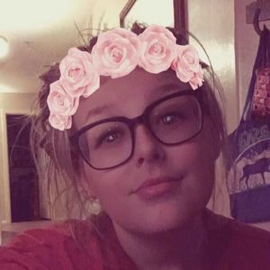 Meet your Posher, Leah