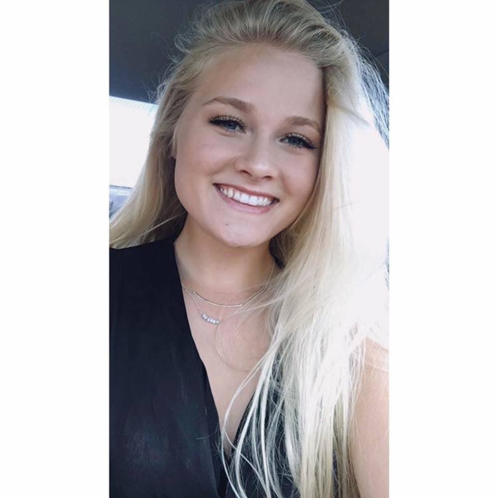 Meet your Posher, Karlie