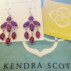 *NEW* Kendra Scott Tierney Earrings in Deep Red