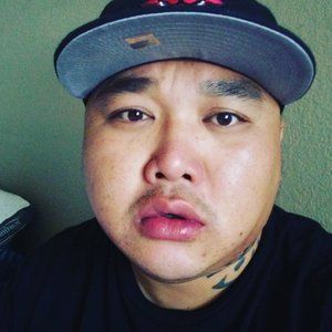 Meet your Posher, Smiley