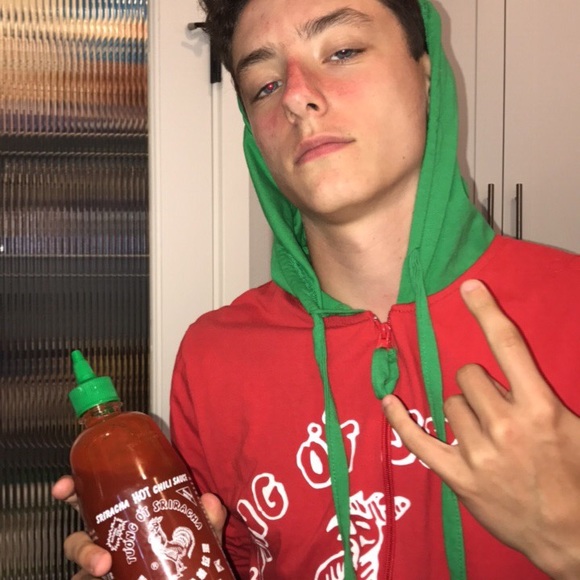 Meet your Posher, Jared - Picture 1 of 1