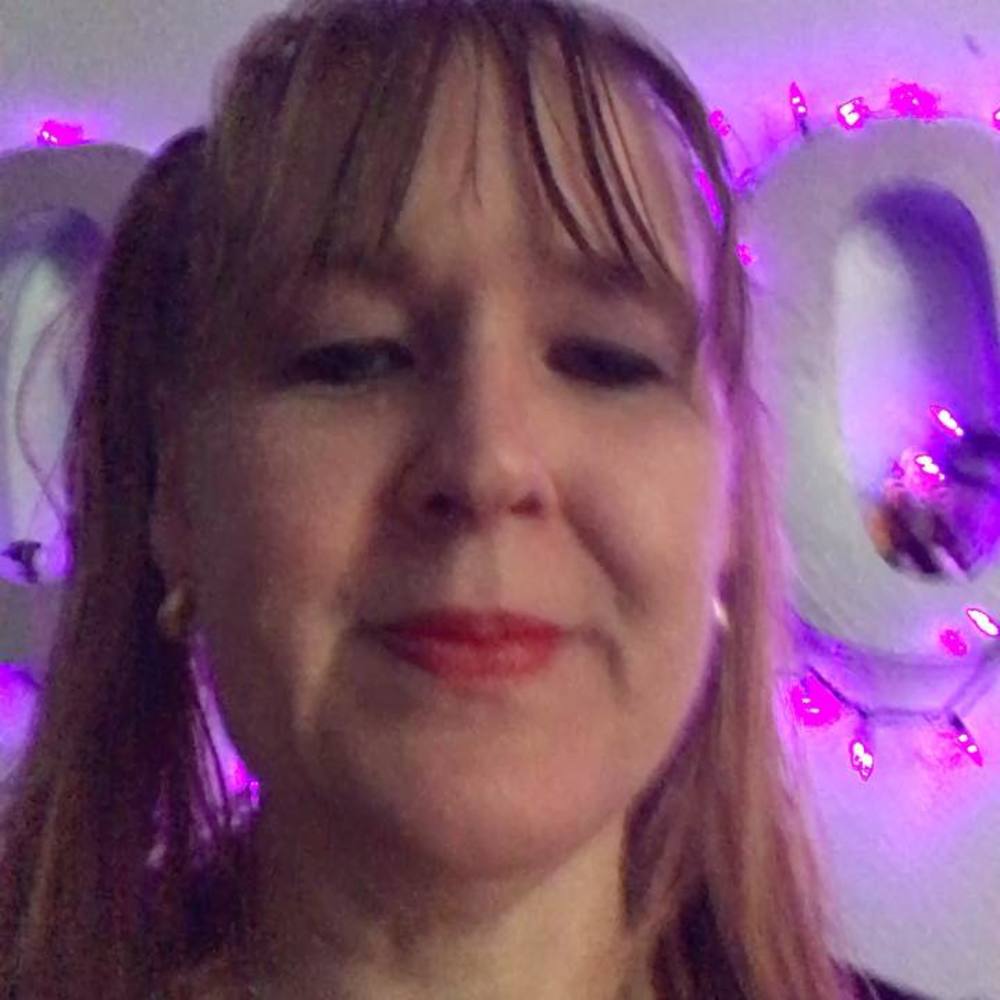 Meet your Posher, Stefania