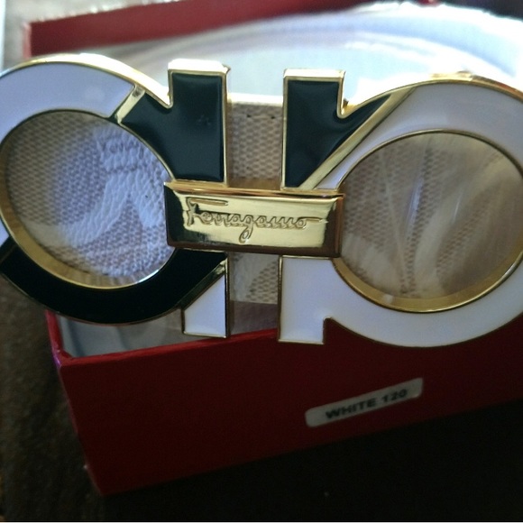 Ferragamo belt