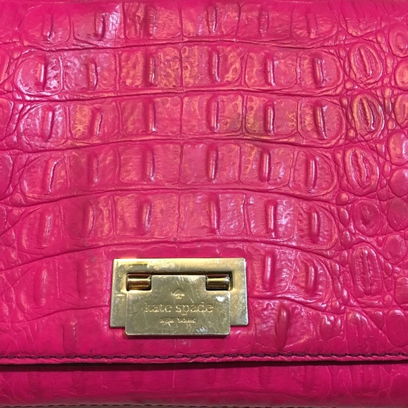 Authentic Kate spade pink purse - Picture 2 of 3
