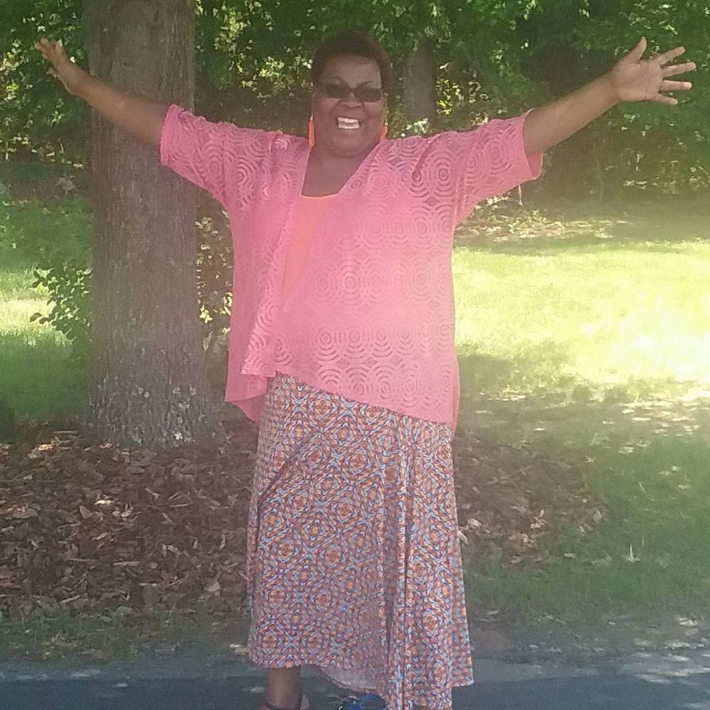 Meet your Posher, Angela