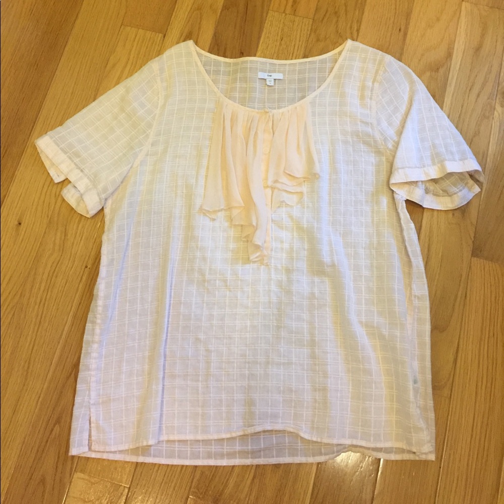 Light pink GAP shirt