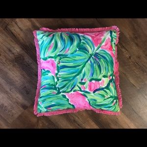 Lily Pulitzer Pillow 🎀traded🎀
