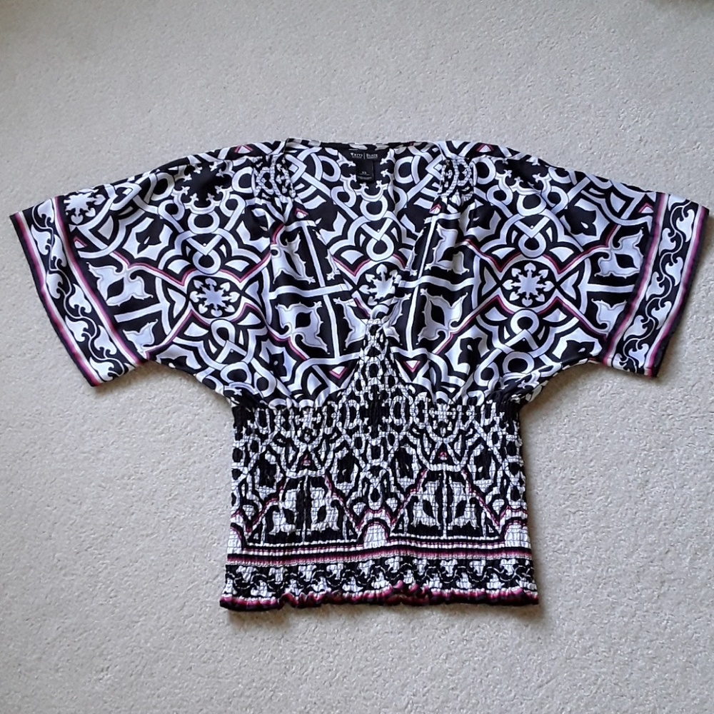 White house black market top
