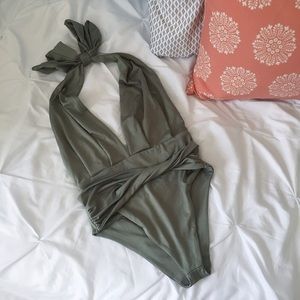 *NEW* SwimClassy Green Poolside One Piece, Size XS